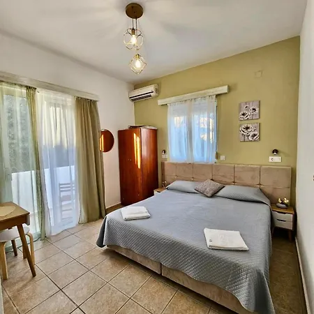Tsambika Apartament *